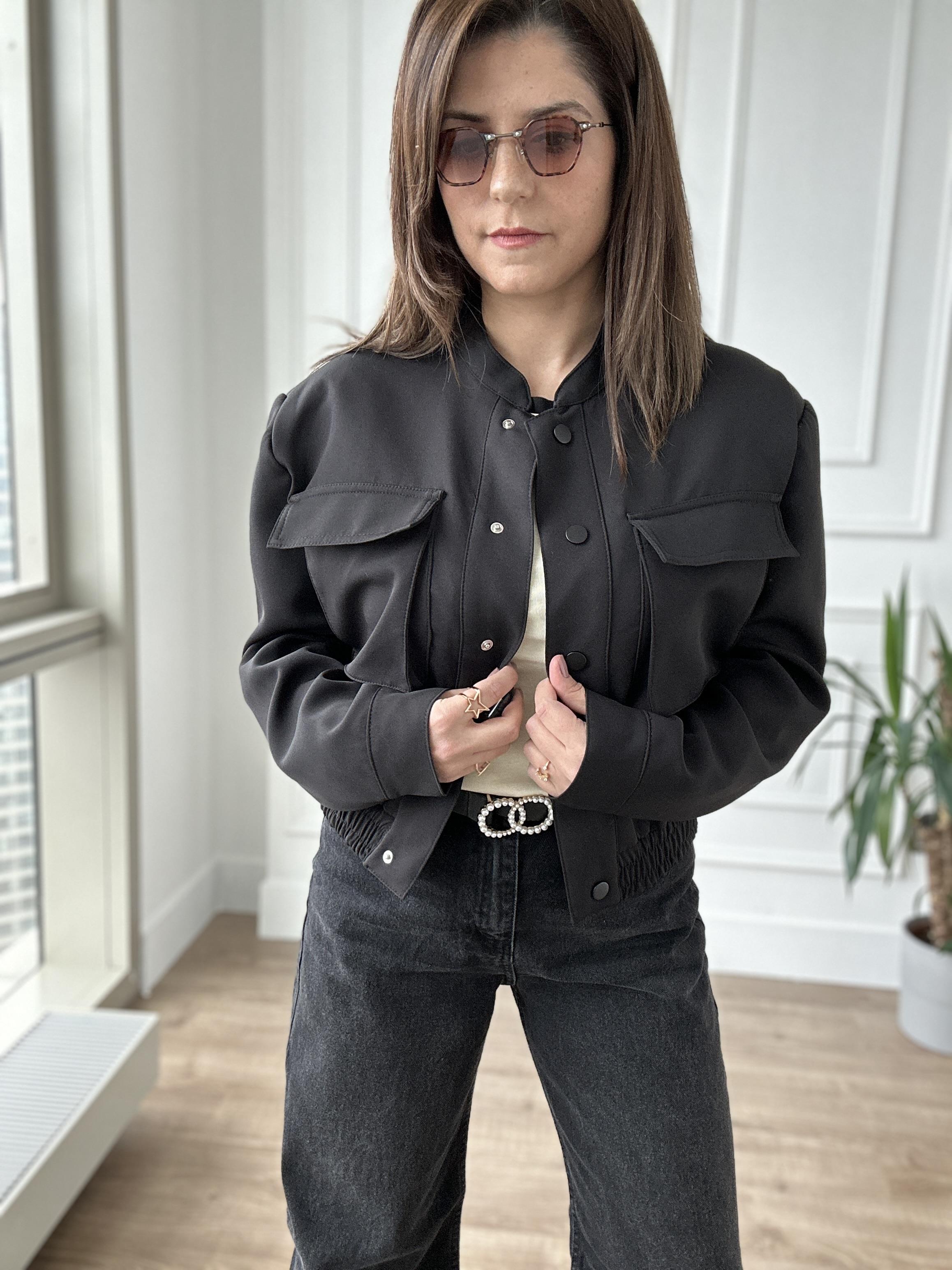 Siyah Crop Bomber Ceket