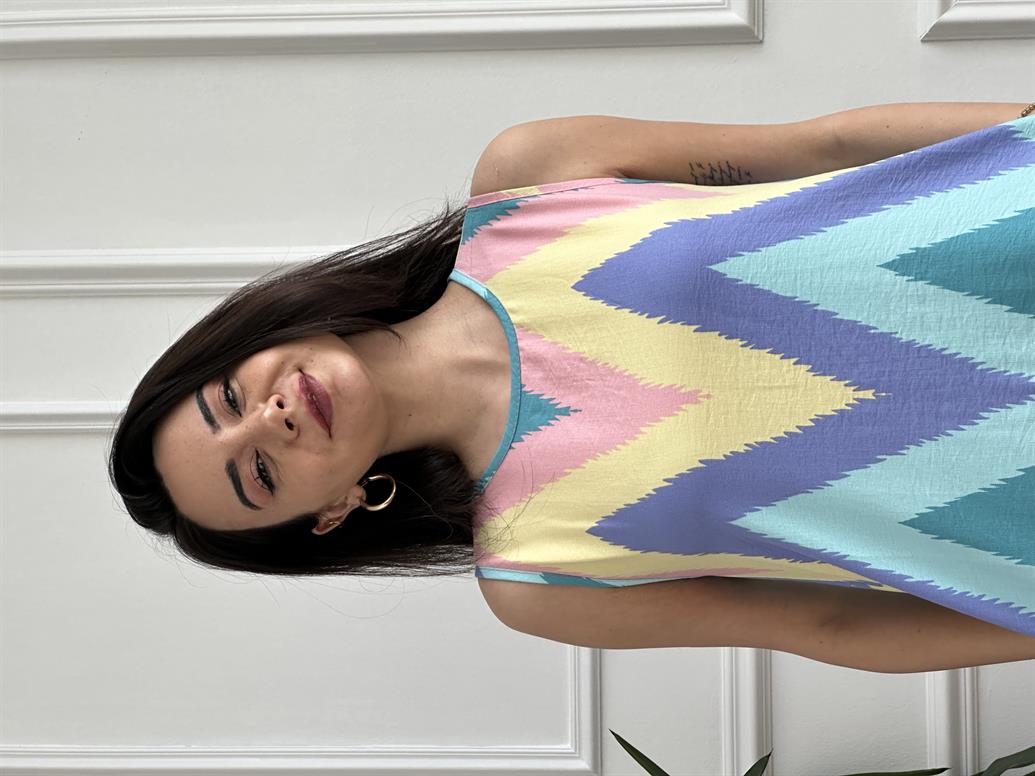 Zigzag Desenli Çan Elbise
