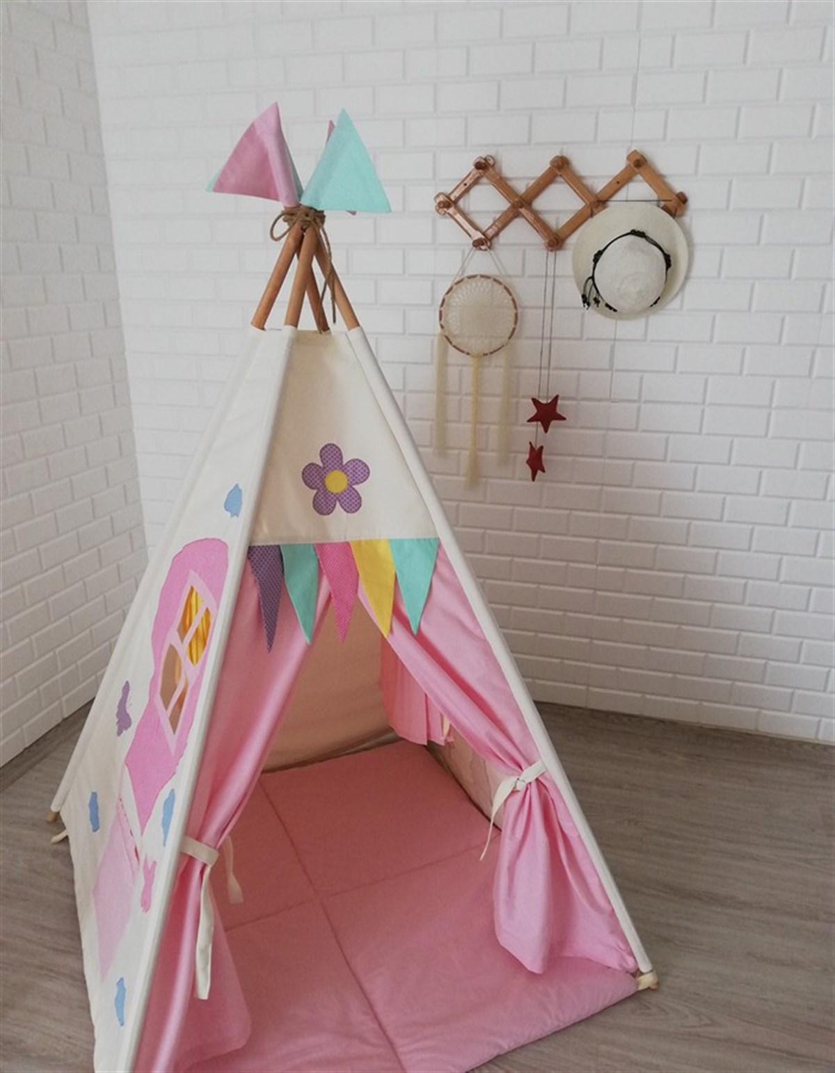 Uçan Balon Aplikeli Oyun Çadırı