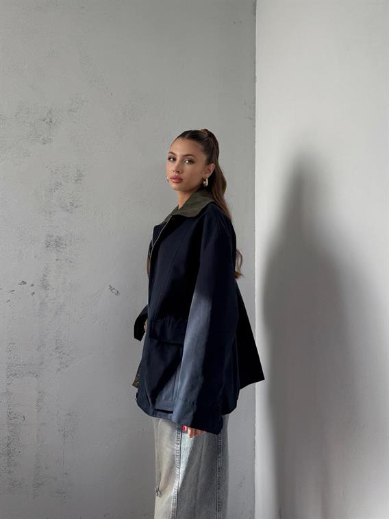 Elvar Yakası Kadife Detay Ekose Astarlı Lacivert Ceket