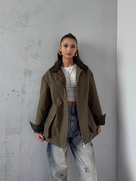 Elvar Yakası Kadife Detay Ekose Astarlı Haki Ceket