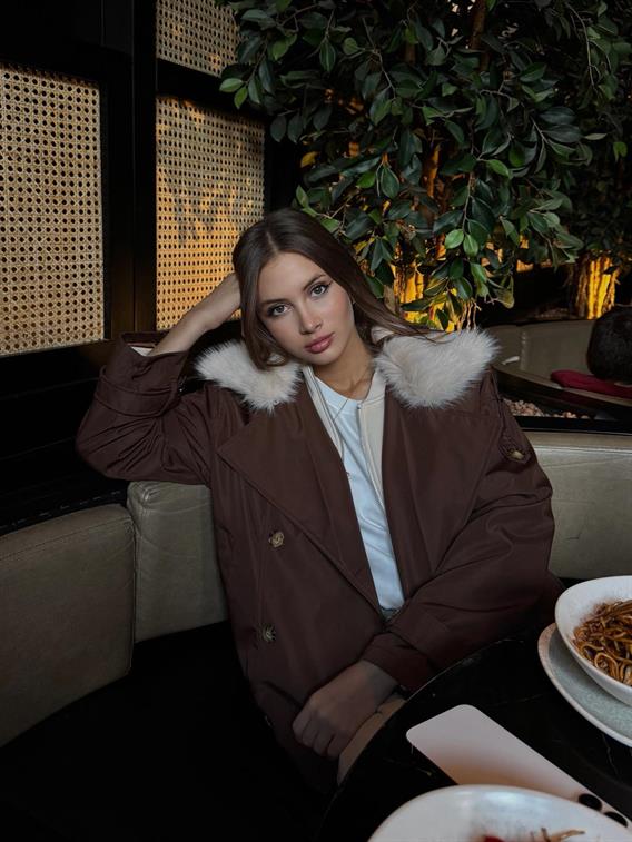 Jeksa Yakası Kürk Detay Kısa Kahve Trençkot