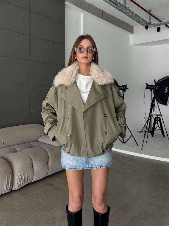 Jeksa Yakası Kürk Detay Kısa Mint Trençkot
