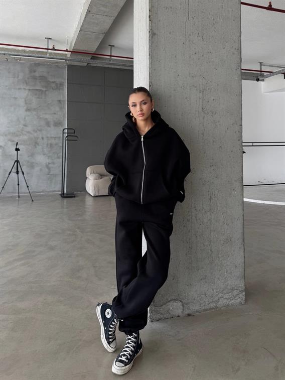 OW Fermuarlı Oversize Siyah Hırka