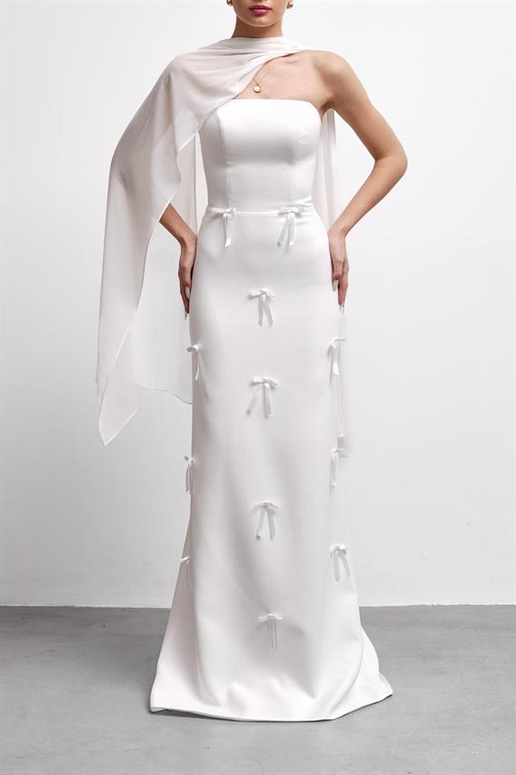 OWNIGHT Blis Straplez Fiyonk Detay Fularlı Beyaz Uzun Abiye 