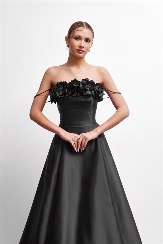 OWNIGHT Evenia Saten İnce Askılı Çiçek Detay Siyah Uzun Abiye 