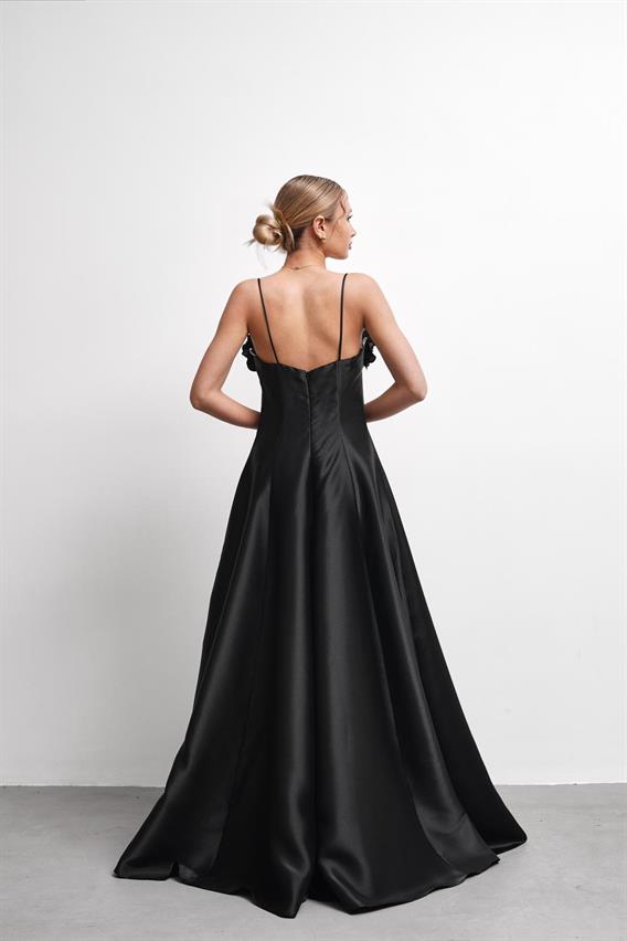 OWNIGHT Evenia Saten İnce Askılı Çiçek Detay Siyah Uzun Abiye 