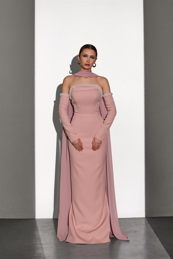 OWNIGHT Morganna Straplez İnci Detaylı Fularlı Eldivenli Pudra Uzun Abiye