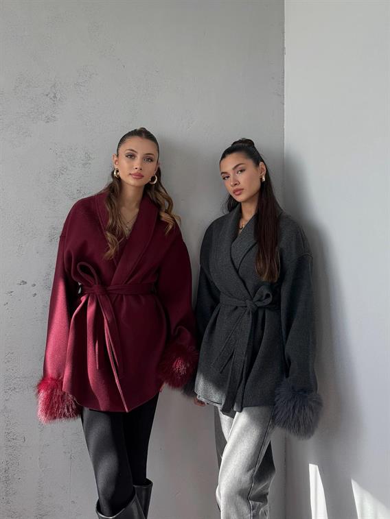 Tarenne Kolları Kürk Detay Bağlamalı Antrasit Kaşe Kimono