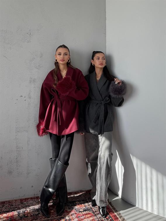 Tarenne Kolları Kürk Detay Bağlamalı Bordo Kaşe Kimono