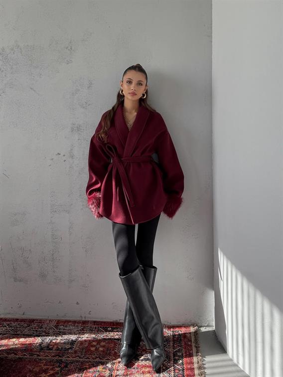 Tarenne Kolları Kürk Detay Bağlamalı Bordo Kaşe Kimono