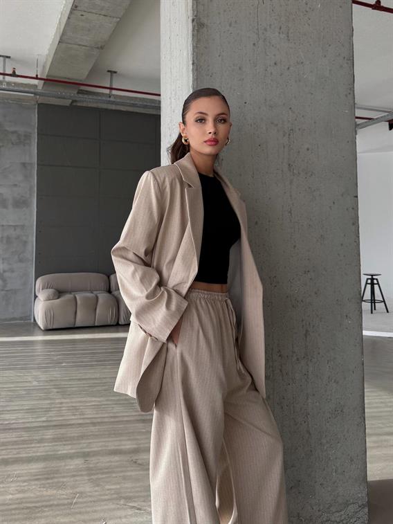 Ulvenor Bej Çizgili Düğme Detay Cepli  Blazer Takım