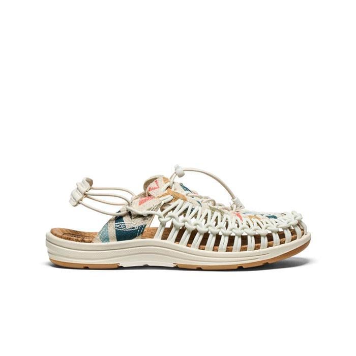 UNEEK II Convertible Canvas Unisex Sneaker