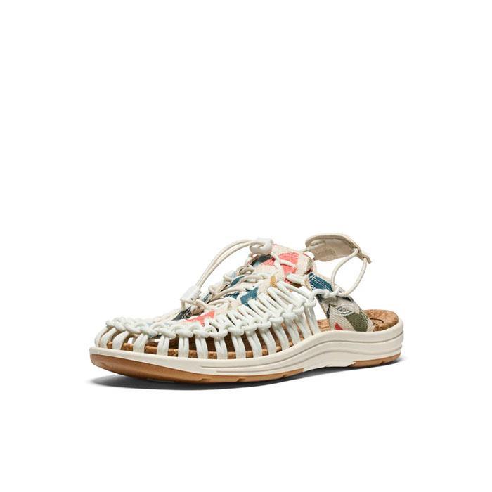 UNEEK II Convertible Canvas Unisex Sneaker
