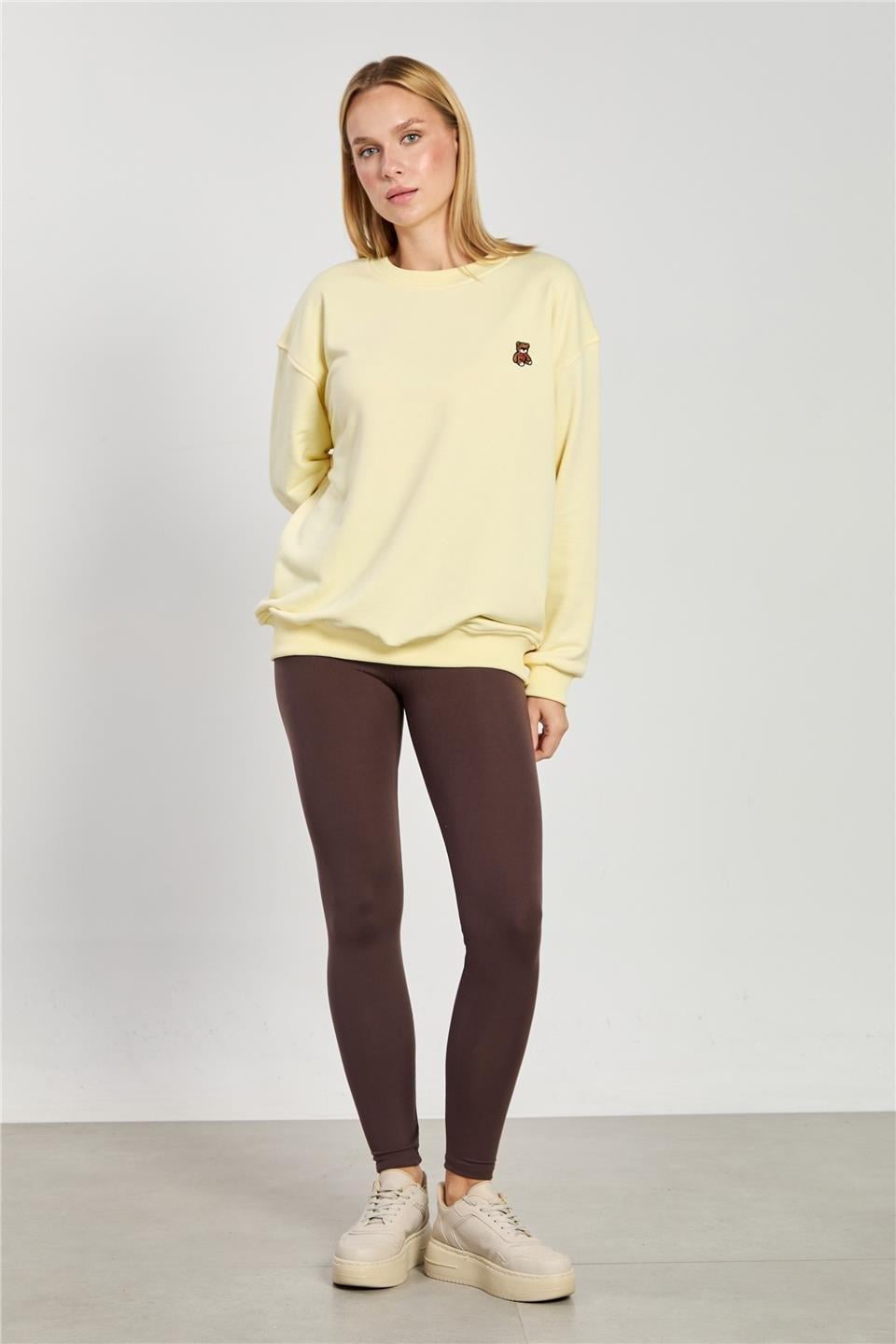 Göğsü ayı nakışlı sweatshirt-10659 - Açık Sarı