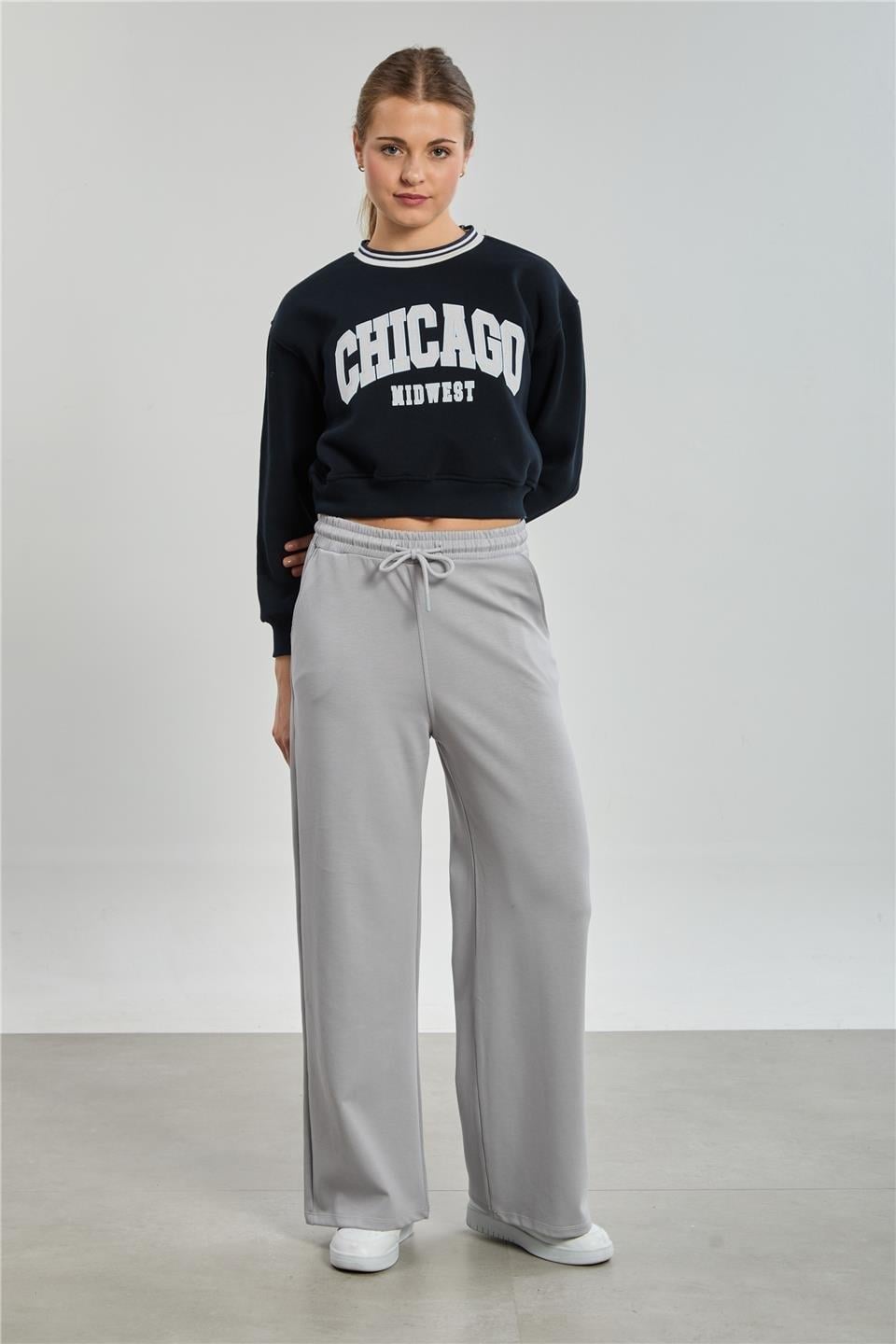 Chicago yazılı crop sweatshirt-5810 - Lacivert