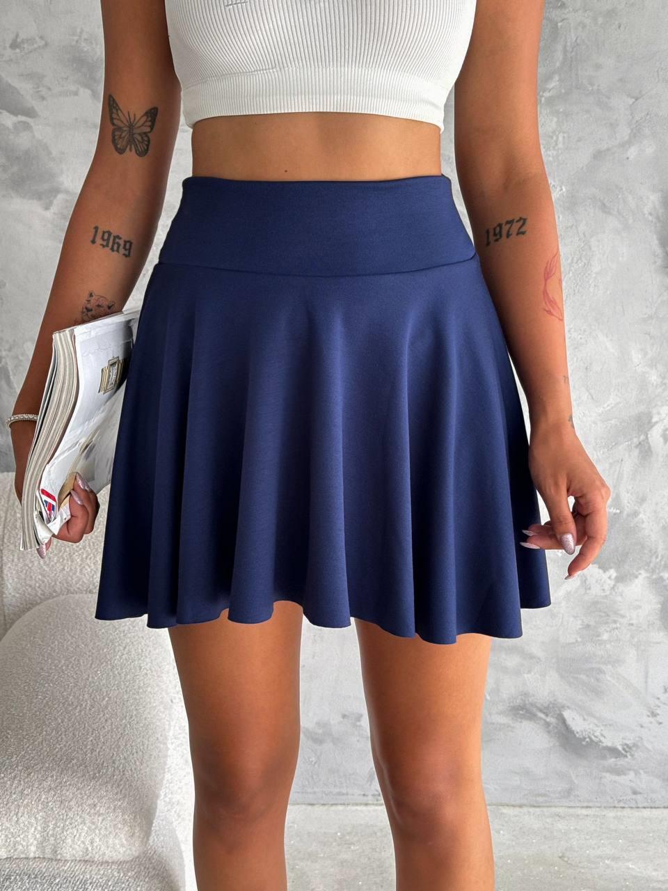 Men juda chiroyli rus ayolini sikdim.