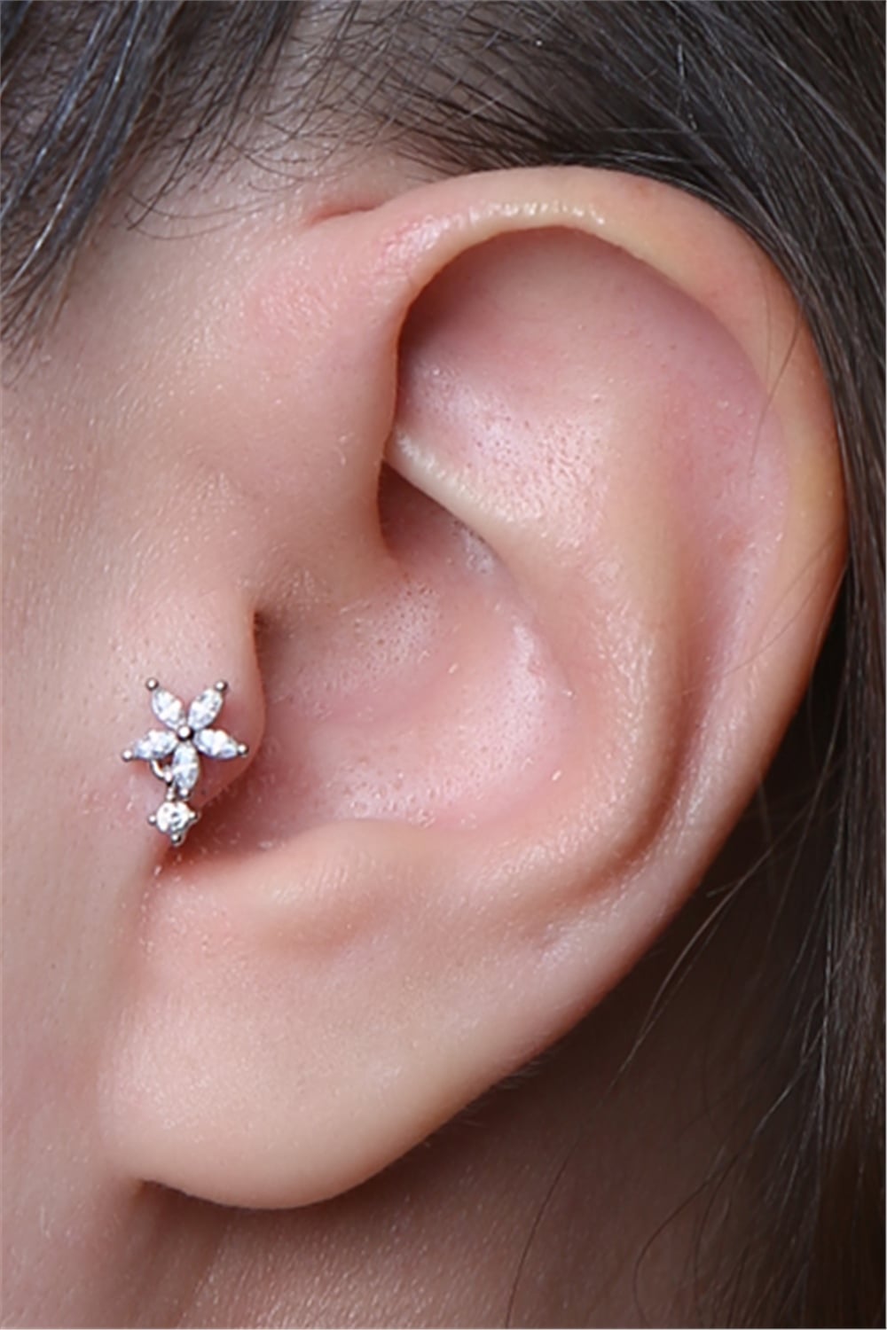 Markiz Çiçek Sallantı Taş Silver Piercing