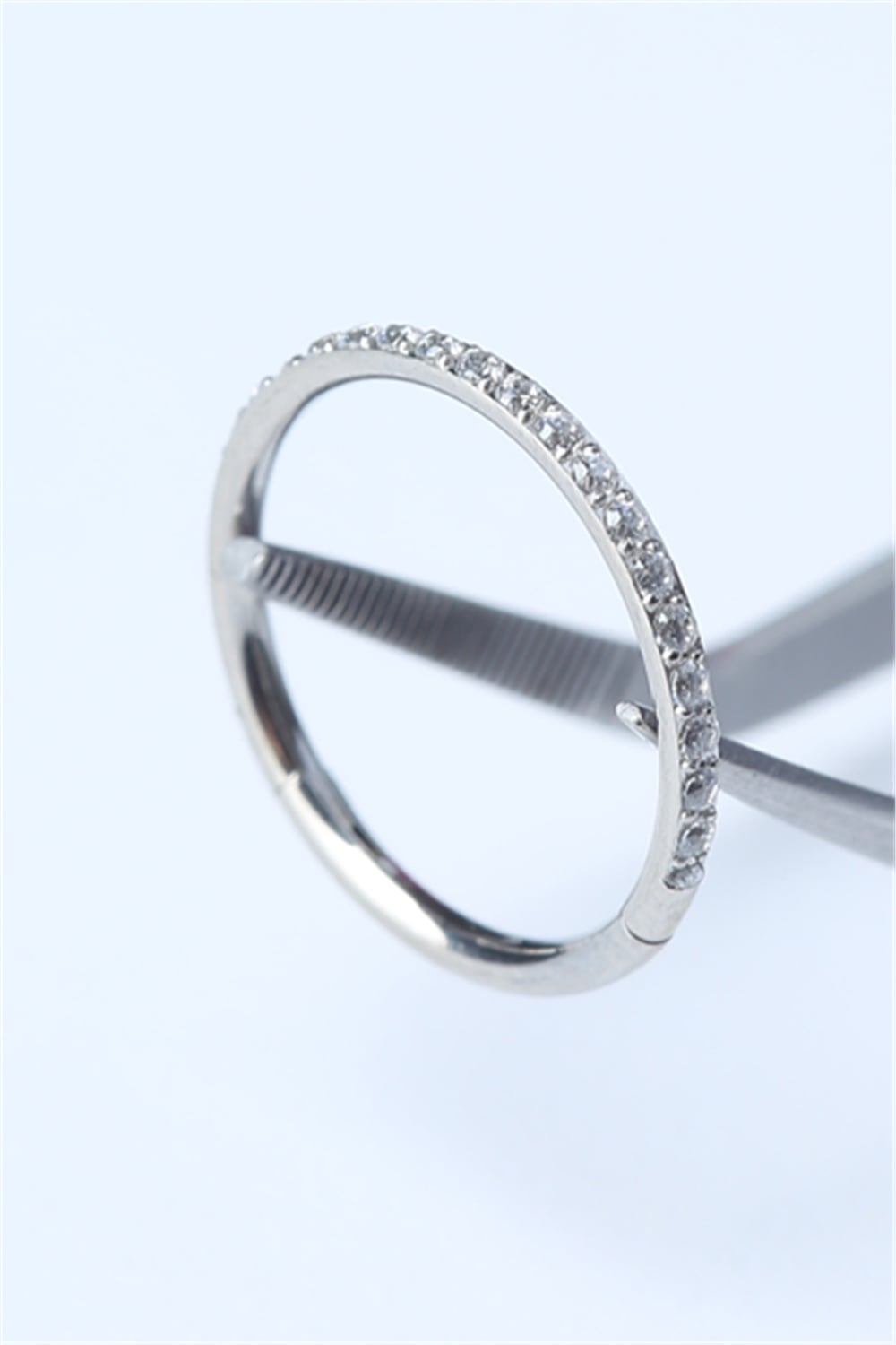 Önü Taşlı Gizli Kilit Büyük Boy Halka Silver Piercing