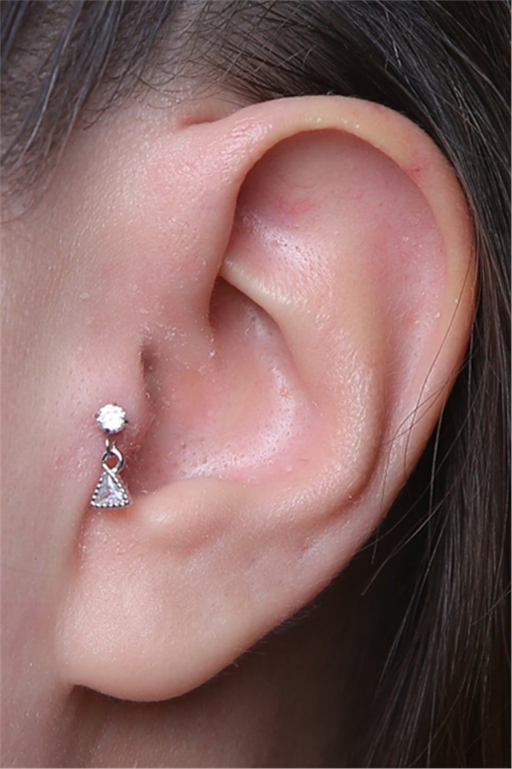 Sallantı Üçgen Taş Labret Silver Piercing