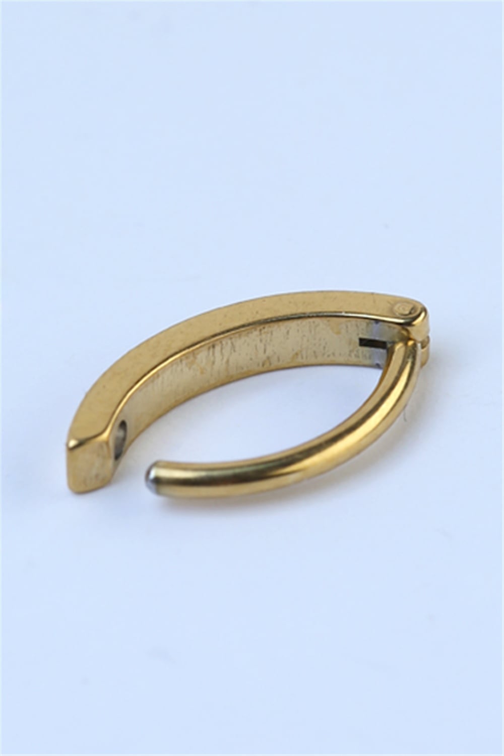 Tam Tur Elips Göbek Gold Piercing