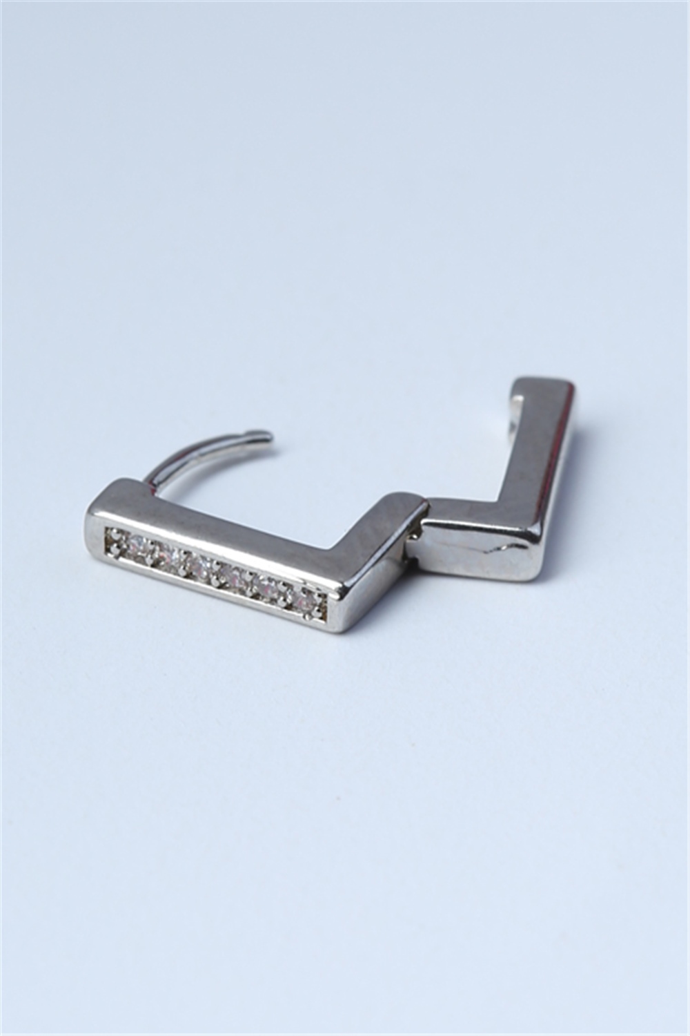 Taşlı Kare (Küpe) Silver Piercing