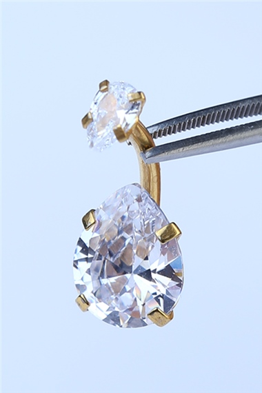 Beyaz Damla Taş Orta Boy Göbek Gold Piercing