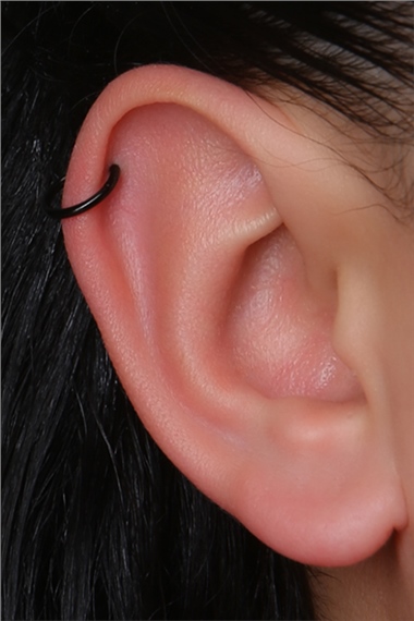 Düz Gizli Kilit Küçük Boy Halka Siyah Piercing