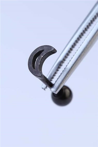 Midi Ay Siyah Piercing