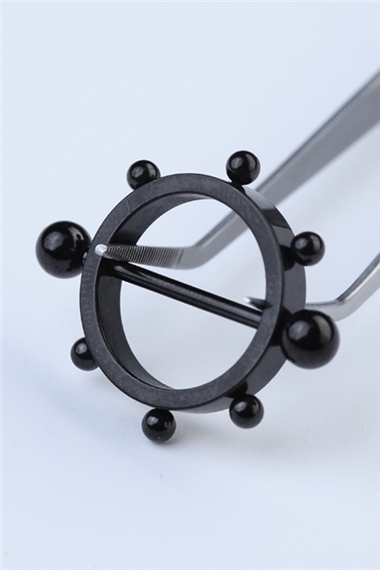 Nipple Yuvarlak Siyah Piercing