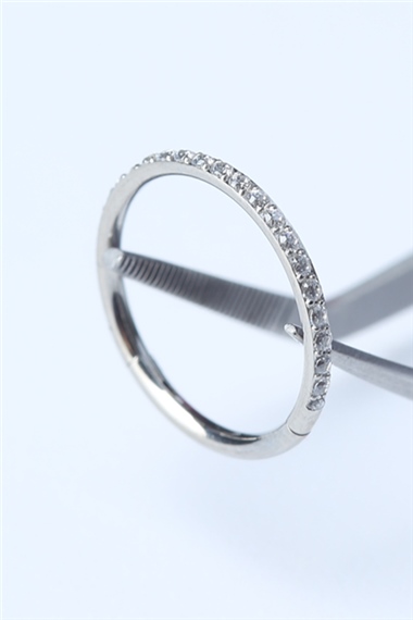 Önü Taşlı Gizli Kilit Büyük Boy Halka Silver Piercing