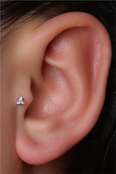 Üçgen Taş Labret Küçük Boy Silver Piercing