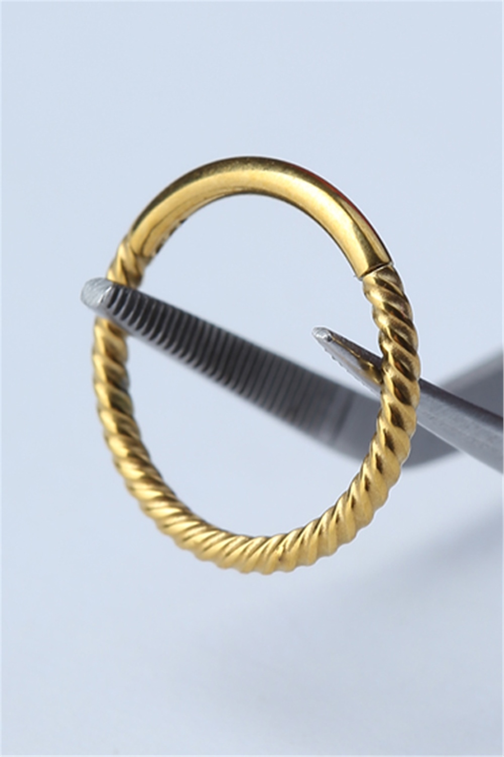 Hasır Gizli Kilit Orta Boy Halka Gold Piercing