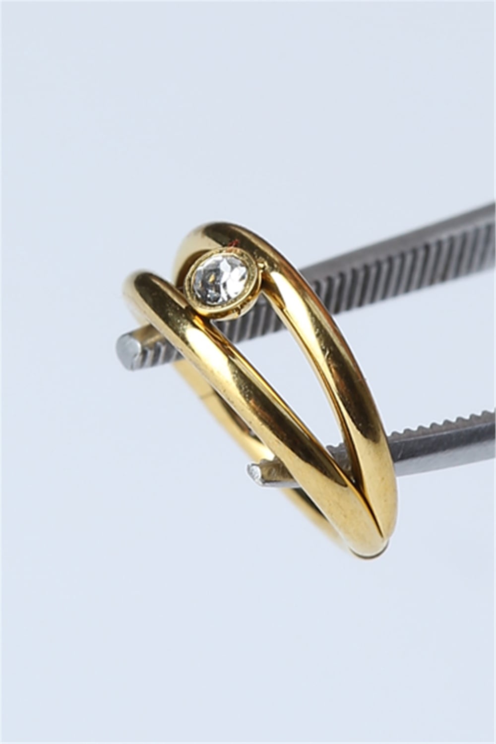 İki Sıra Taşlı Gizli Kilit Halka Gold Piercing