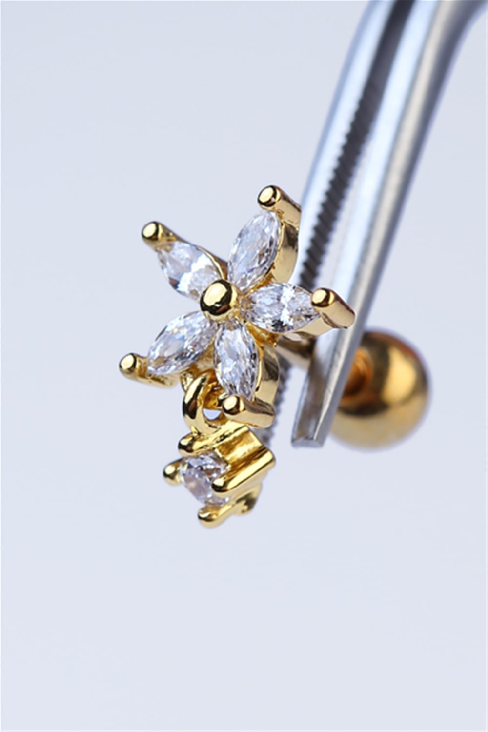 Markiz Çiçek Sallantı Taş Gold Piercing