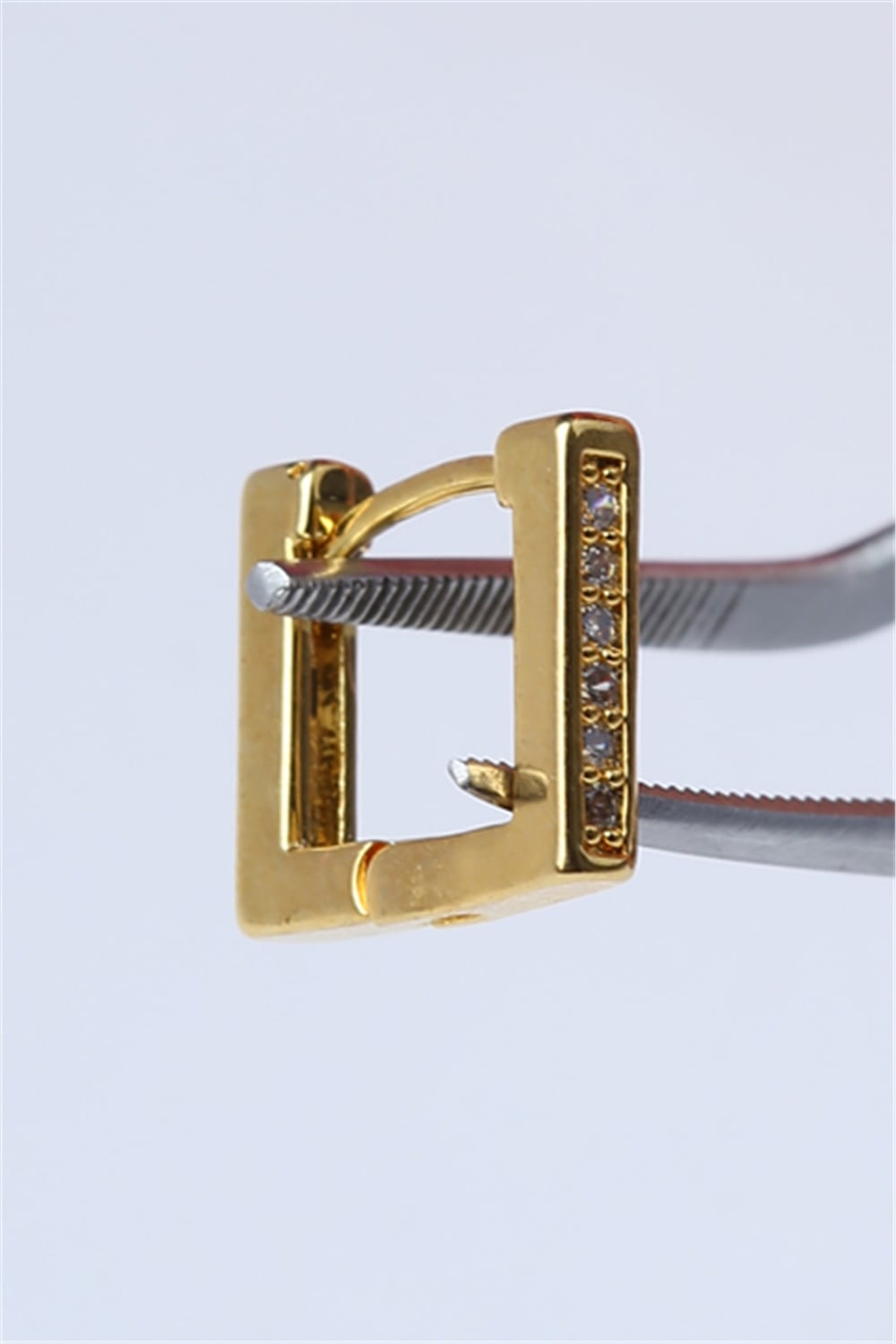 Taşlı Kare (Küpe) Gold Piercing