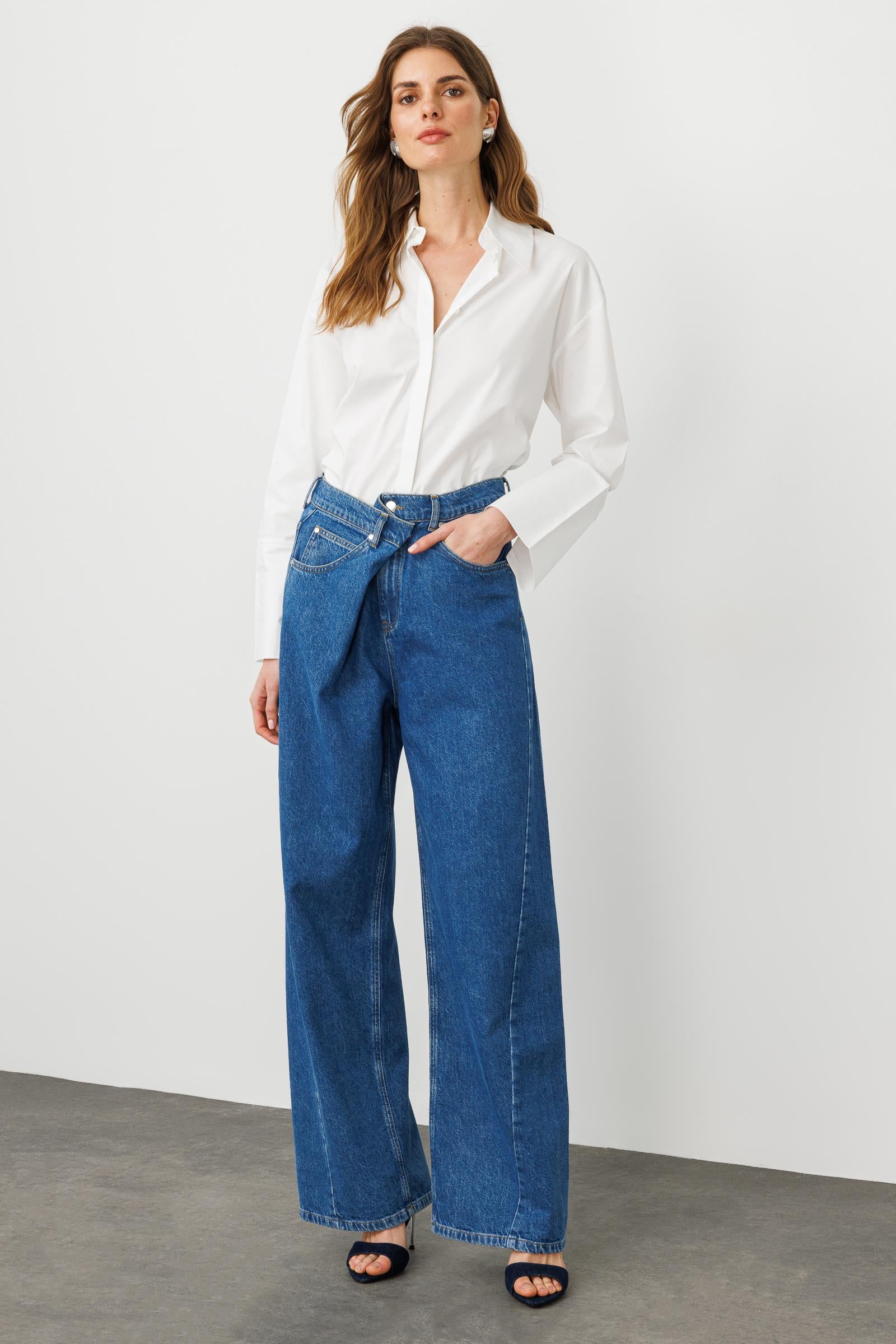 Mavi Önden Çapraz Düğme Detaylı Yüksek Bel Wide Leg Jean