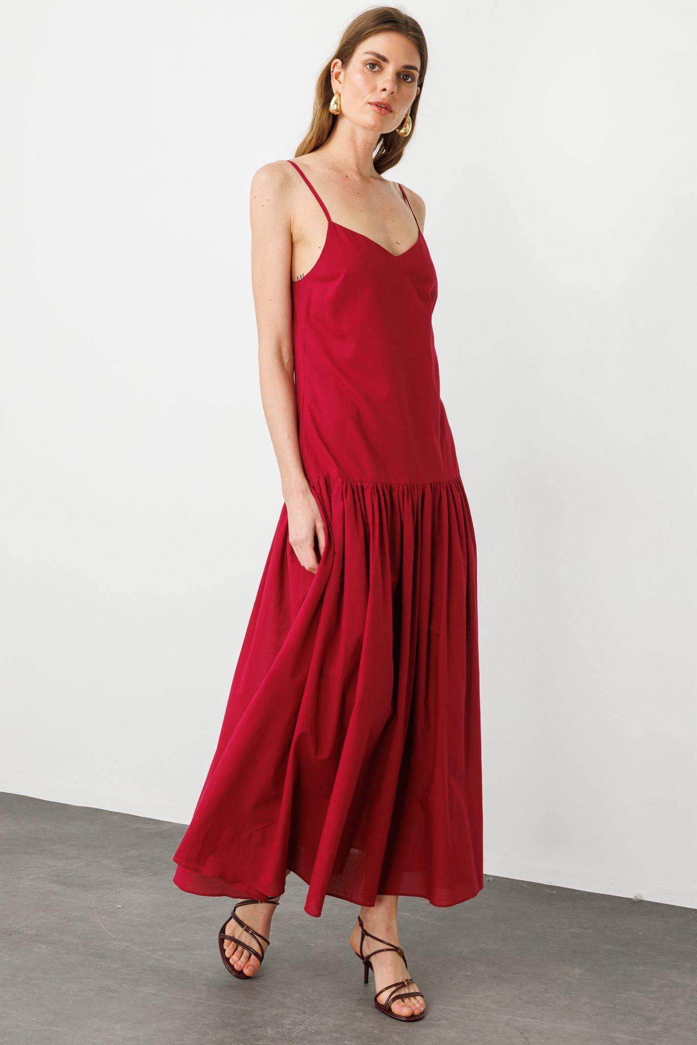 Vişne Rahat Kesim Büzgü Detaylı Pamuklu İp Askılı Maxi Elbise