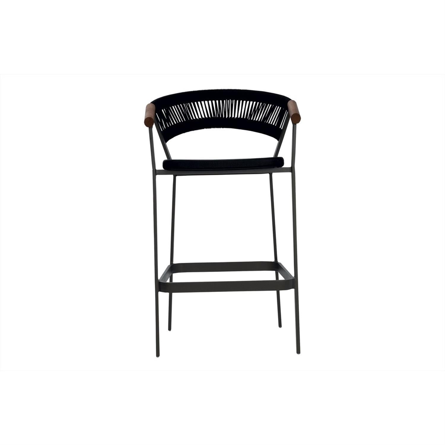 Udo Bar Wooden Arm Sandalye