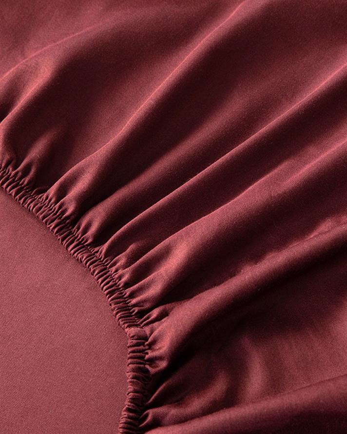  Lenjerie de pat completă, pentru două persoane, Listra, bumbac satinat, 200x220 cm/ 160x200 cm/ 50x70 cm, bordo