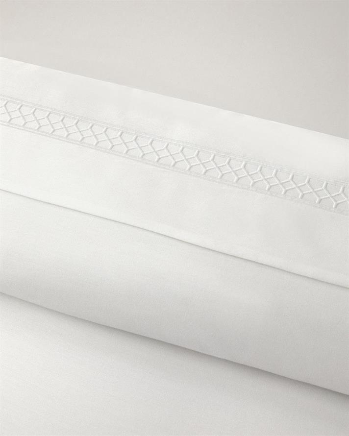  Lenjerie de pat completă, pentru două persoane, Modello,Bumbac satinat cu broderie, 200x220 cm, Alb