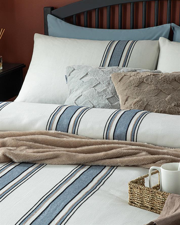  Lenjerie de pat completă pentru o persoană, Fine Lines, bumbac-viscoză-poliester, 160x220 cm/ 100X200 cm/ 50x70 cm, bej