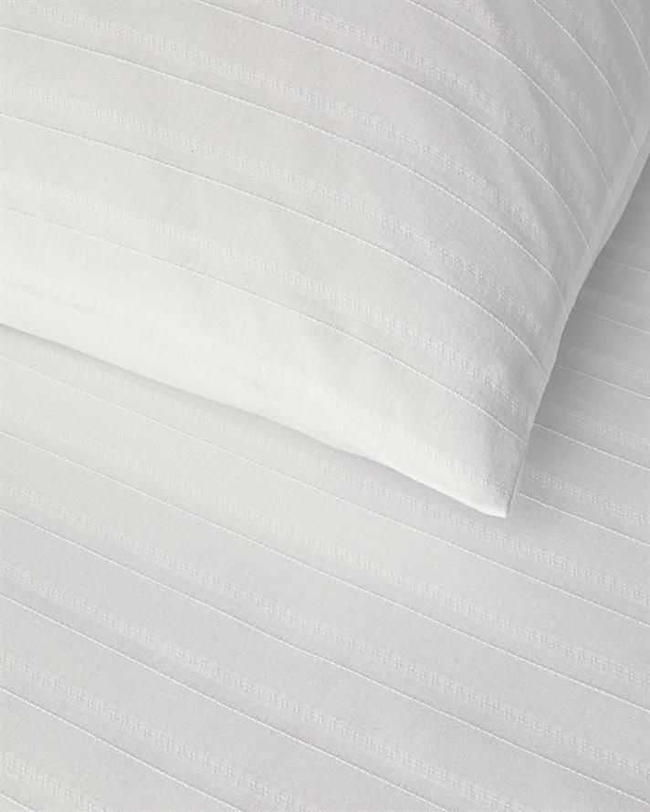  Lenjerie de pat completa pentru doua persoane, Diamond, bumbac-viscoza, 200x220 cm/160x200 cm/50x70 cm, alb