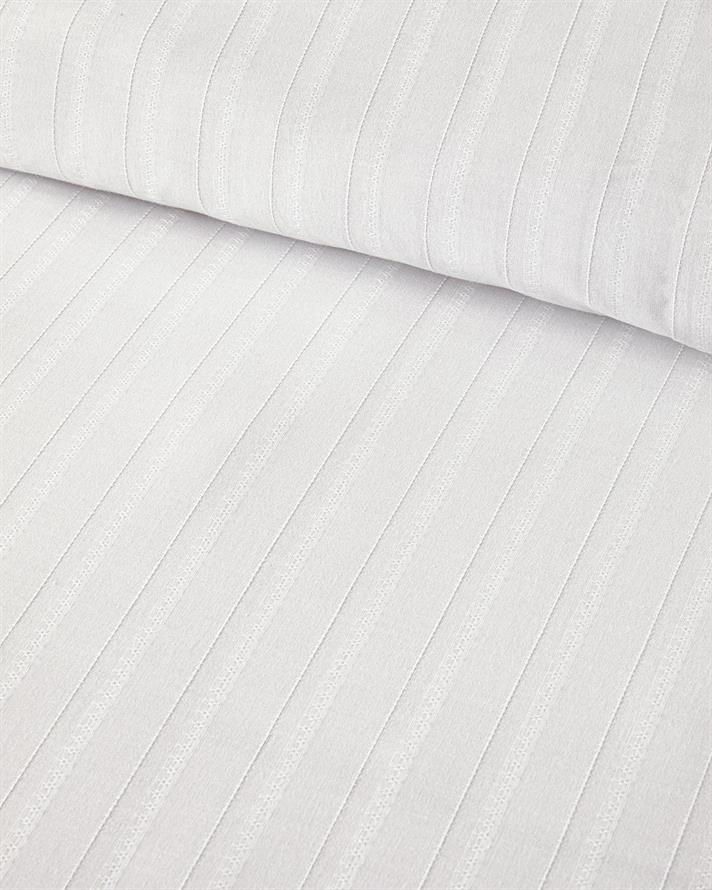  Lenjerie de pat completa pentru doua persoane, Diamond, bumbac-viscoza, 200x220 cm/160x200 cm/50x70 cm, alb