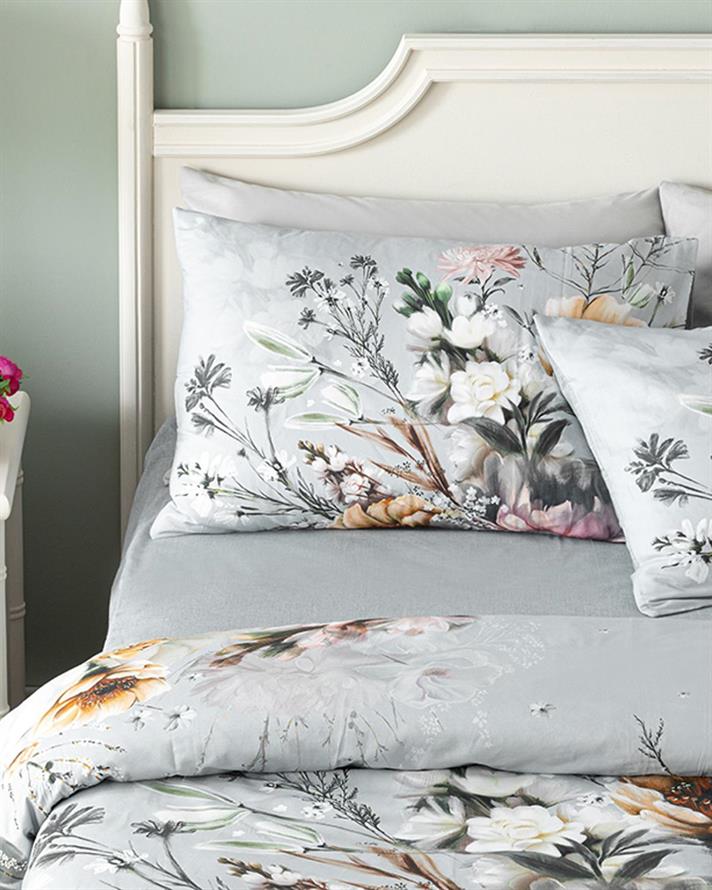  Lenjerie de pat completa pentru doua persoane, Flower Heaven, bumbac-viscoza, 200x220 cm/160x200 cm/50x70 cm , gri