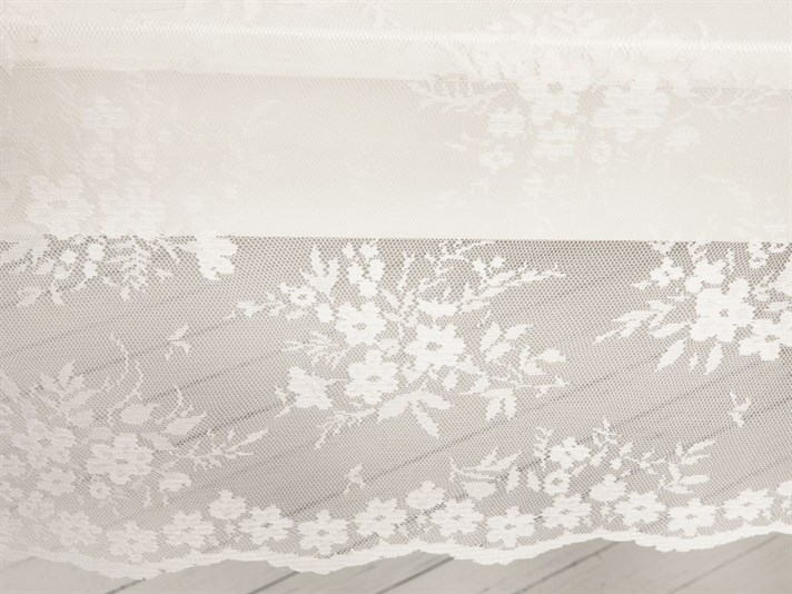 Înflorire de cireș  Împletitură Față de Masă 180x270 cm Champagne