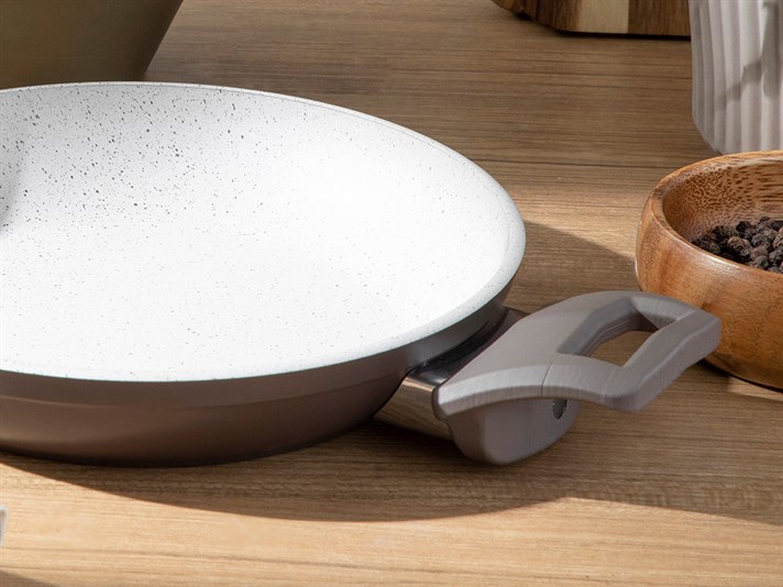 Alure Granite Shallow Frying Pan 20 cm Brown