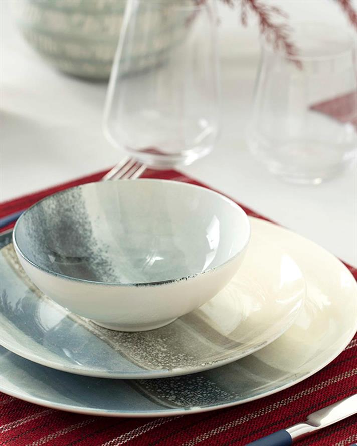 Blue Passion Bone China Service Plate 26 cm Blue-Beige