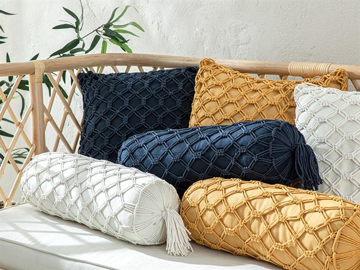 Cage Macrame Filled Cushion 35x50 cm Ecru