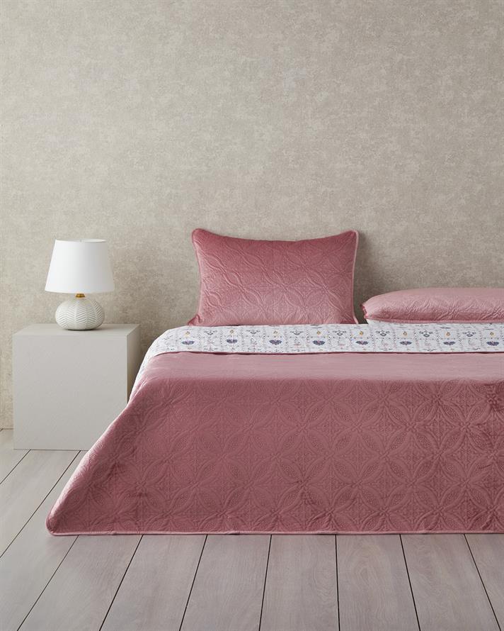 Set cuvertura pat cu fete de perna, pentru doua persoane, Ornate Fancy, catifea, 200x220 cm, roz prafuit